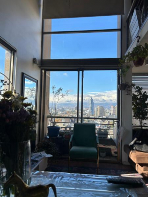 Espectacular Loft en Bellas artes con vista a la cordillera